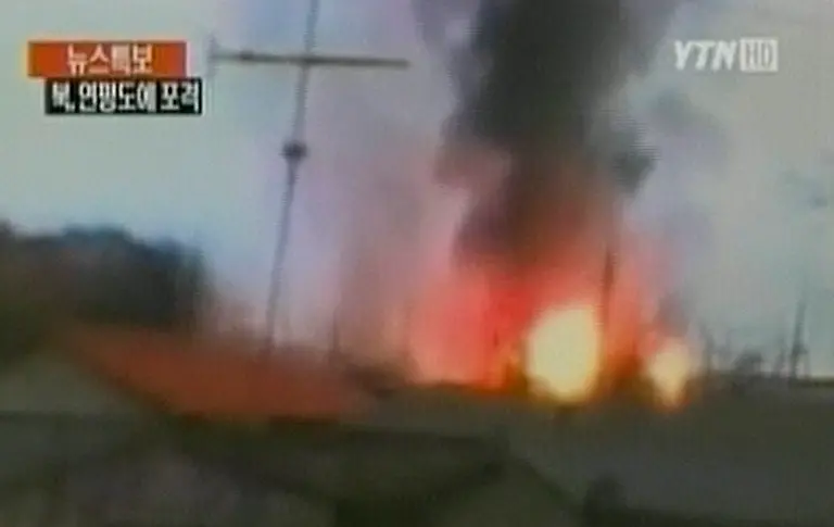 South-Korea-Koreas-Clash-TOK806-jpg6140402825422997713