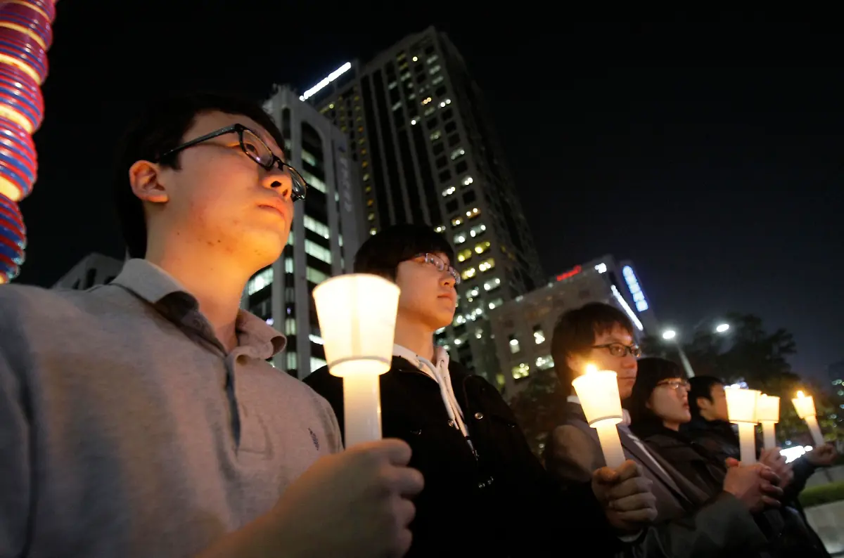 South-Korea-Koreas-Clash-SEL105-jpg2655711305802943478