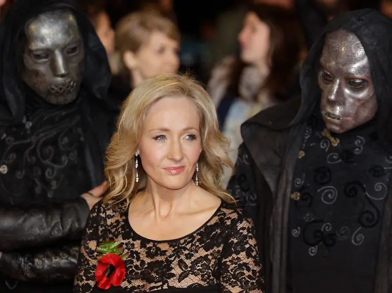 Britain-World-Premiere-Harry-Potter-LLP119-jpg1741016986870976347