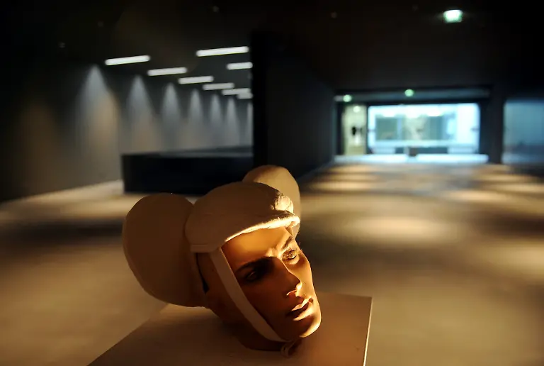 151110FRA204-151110FRA204-jpg6709057673739549788