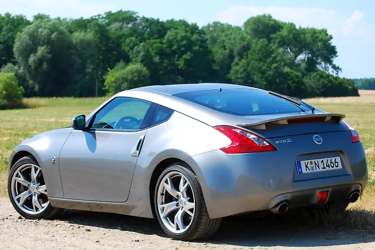 Nissan-370Z-11-07-2010-15-33-54