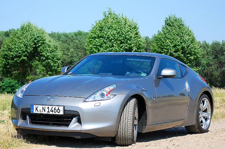 Nissan-370Z-11-07-2010-15-33-13