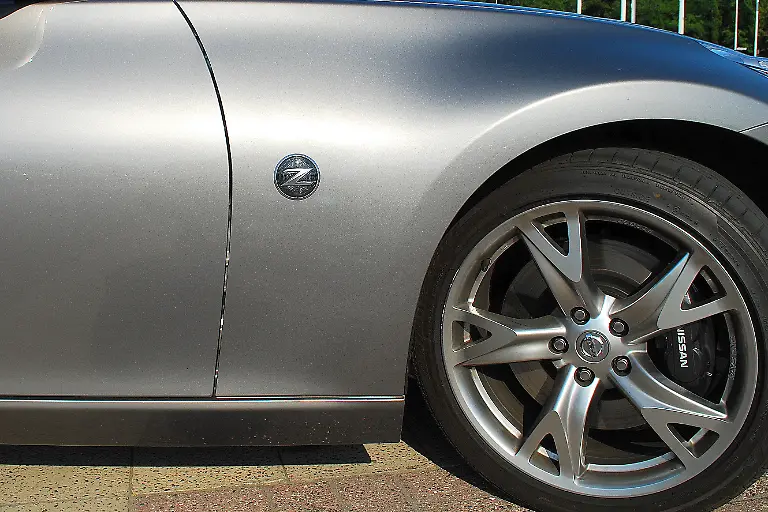 Nissan-370Z-11-07-2010-17-43-50