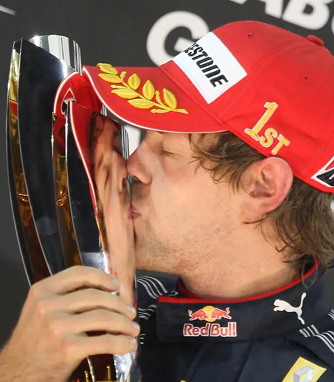 2ufv5718-jpg85535832545627152