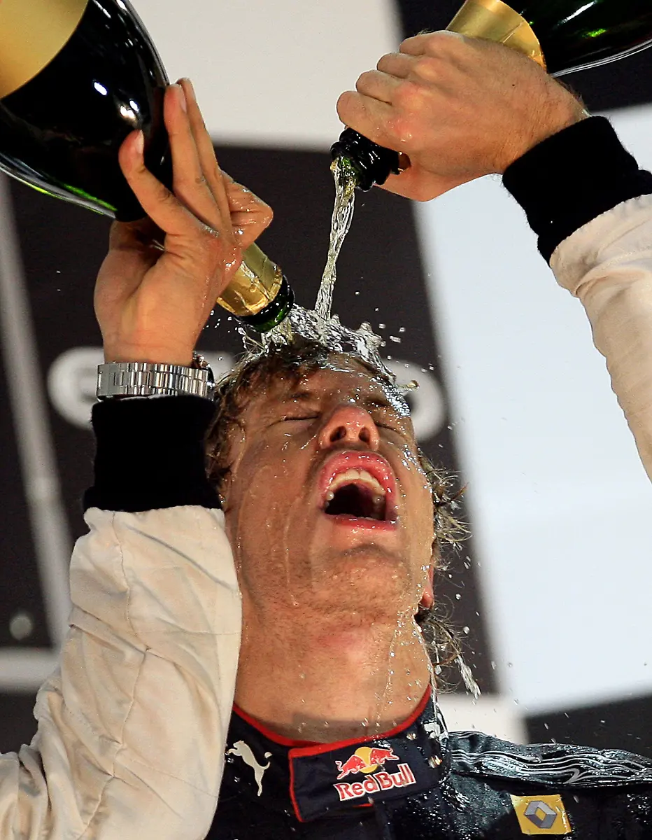 2ufv1933-jpg4788497271169601829