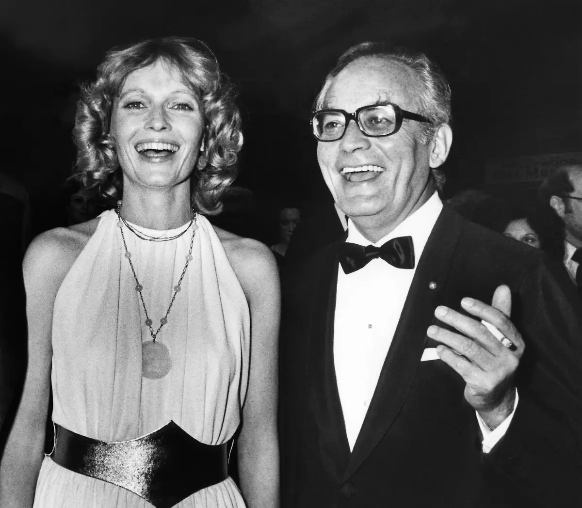 Obit-De-Laurentiis-NY117-jpg5125140131589862796