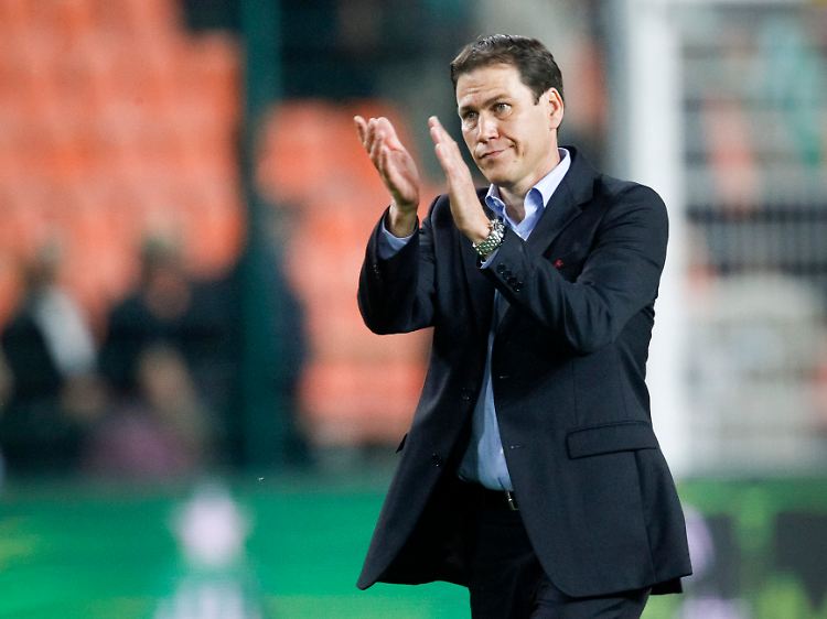Lille-Coach Rudi Garcia konnte sich nach der 85. Minute nur noch dezent für das Spiel begeistern. (Archiv)