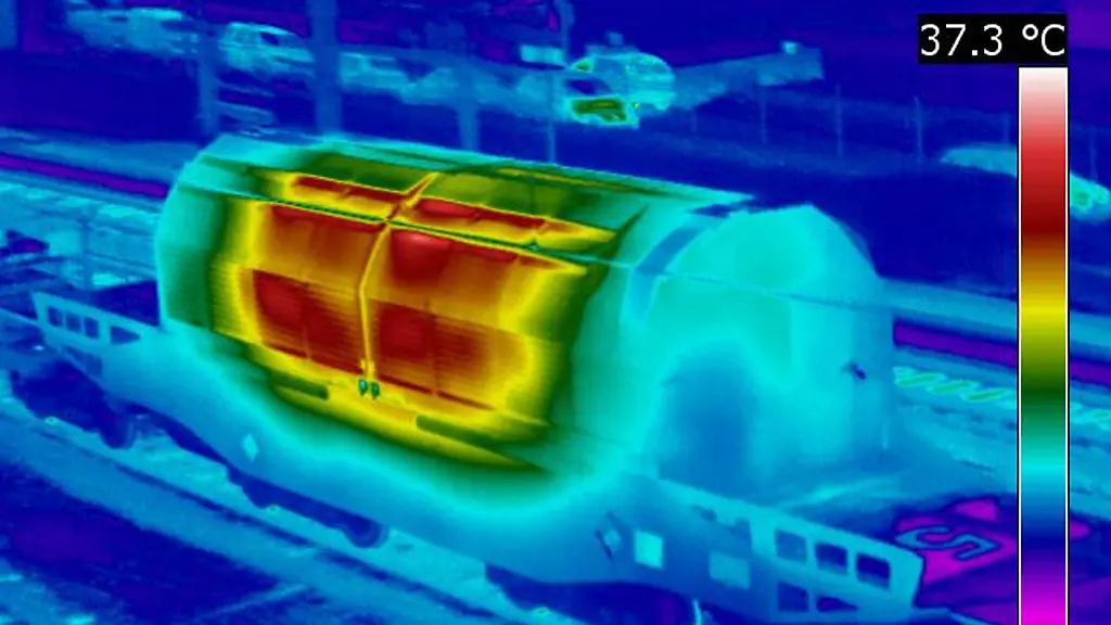 051110TOS101-051110TOS101-jpg3174967699024137747