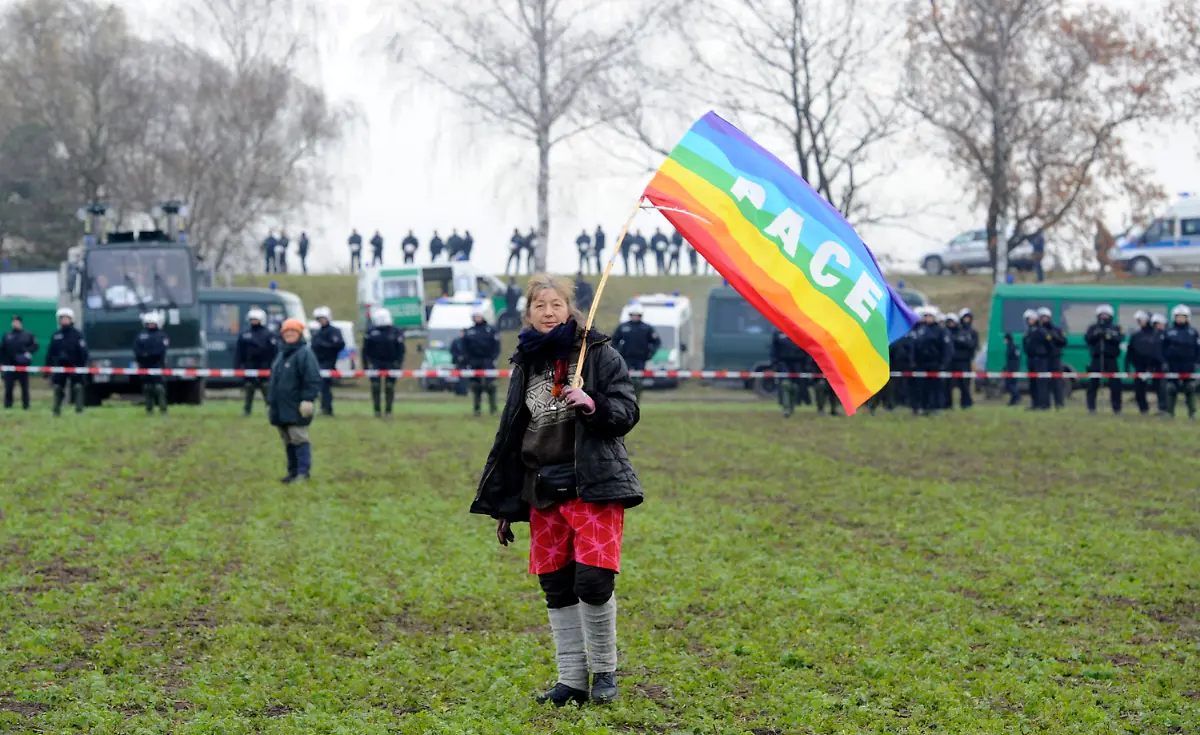 2ucc3439-jpg6350307619425590705