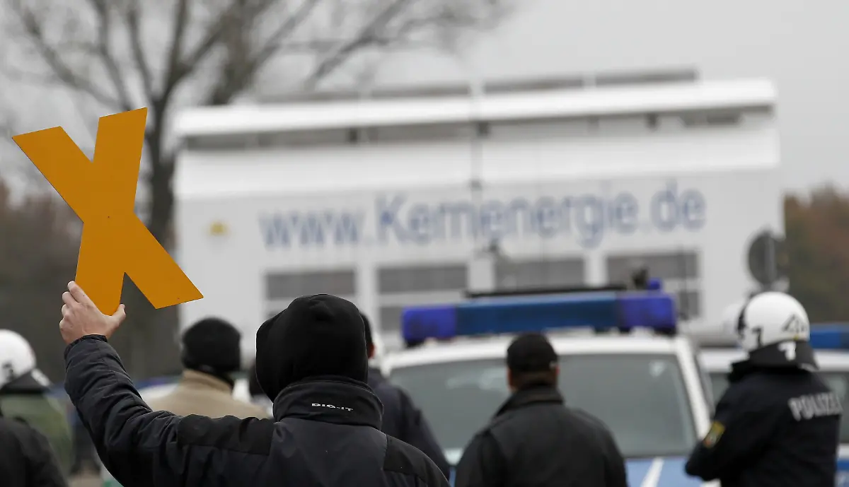 2010-11-09T082017Z-01-KAI16-RTRMDNP-3-GERMANY-JPG2595214659618471248