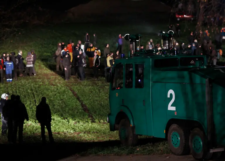 2010-11-09T020542Z-01-CHA104-RTRMDNP-3-GERMANY-JPG5461724990126196604