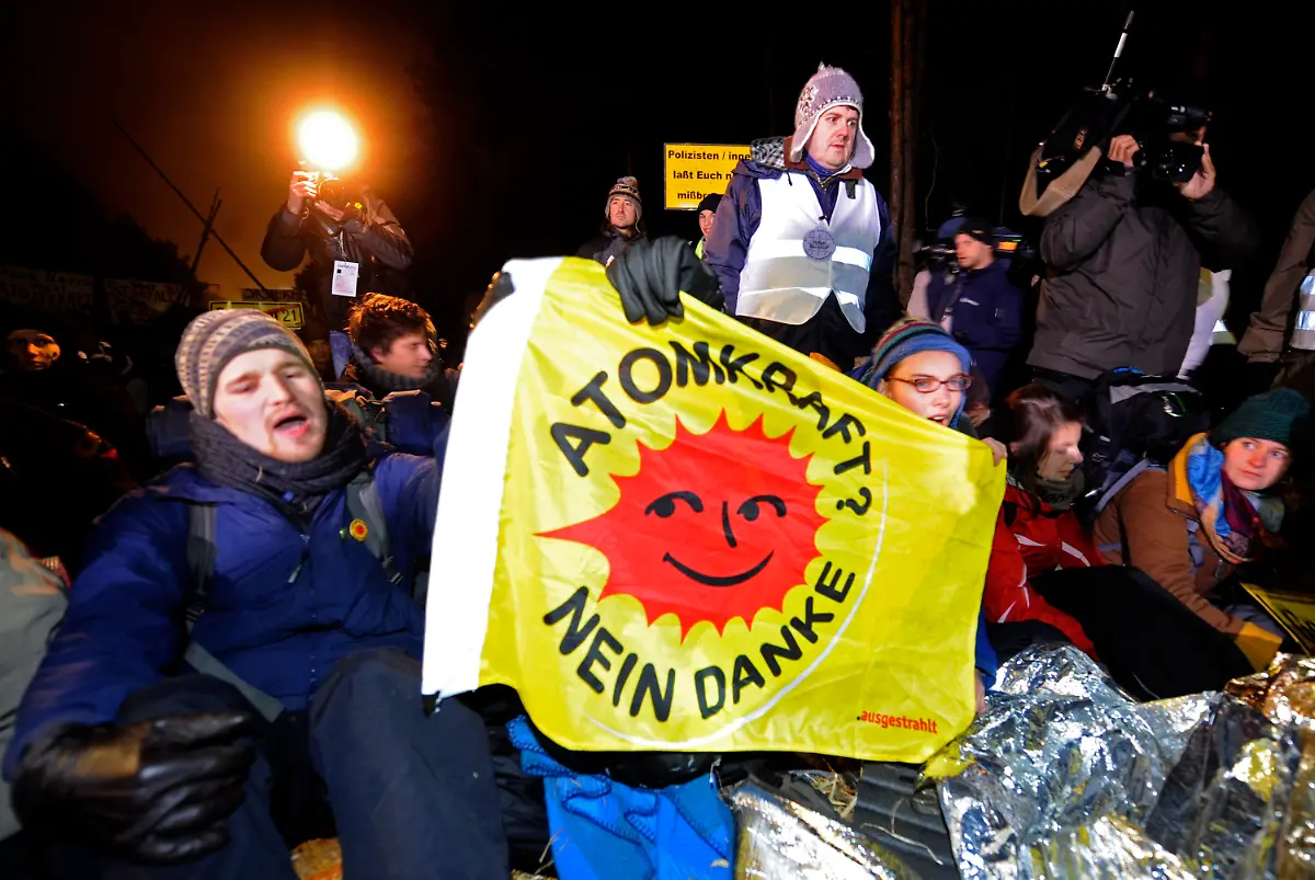 2uc82339-jpg8242517285081663611