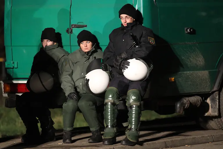 2uc63333-jpg2045784426077707383