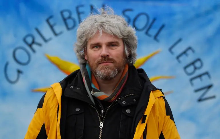 081110HAM301-081110HAM301-jpg4228199364900773279