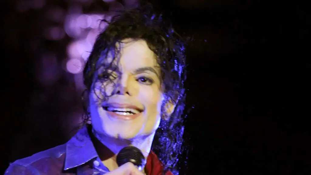 2uc90658-jpg1277084878303920468