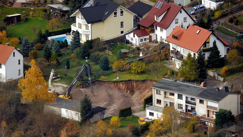 2u9r2855-jpg3817414030000298600