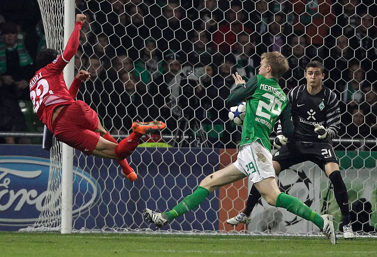 Germany-Soccer-Champions-League-FAS107-jpg4900563055589162358