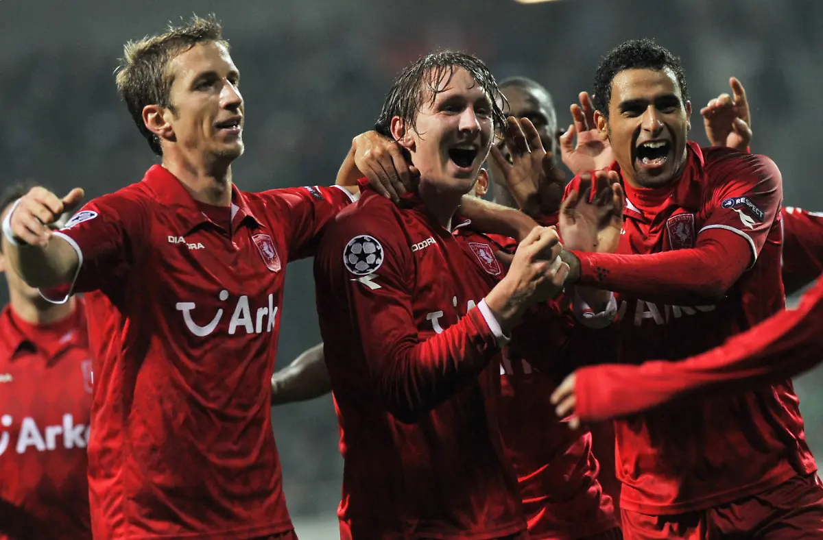 2u7z1416-jpg5344217186359372955