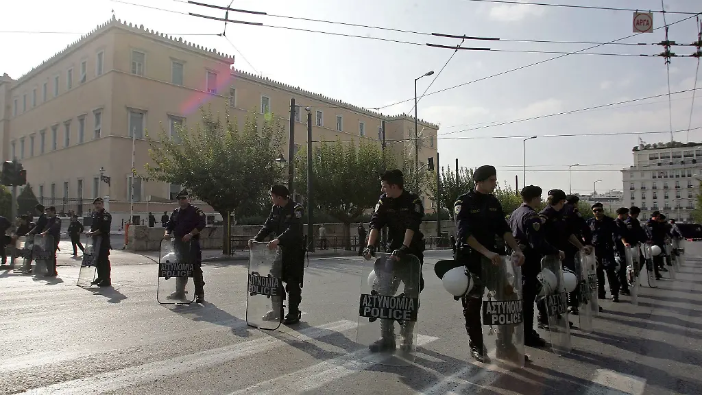 2u7q0442-jpg262033816835971876