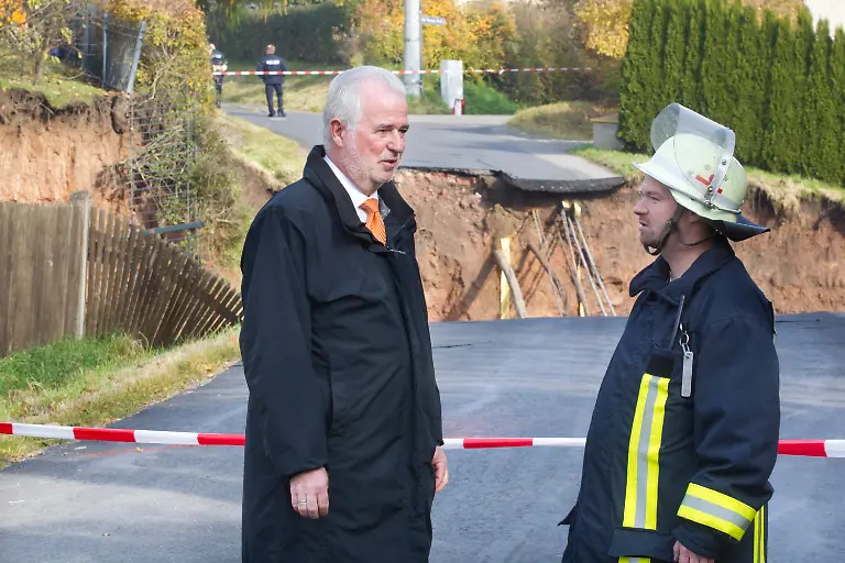 2u712904-jpg7844932528877234213