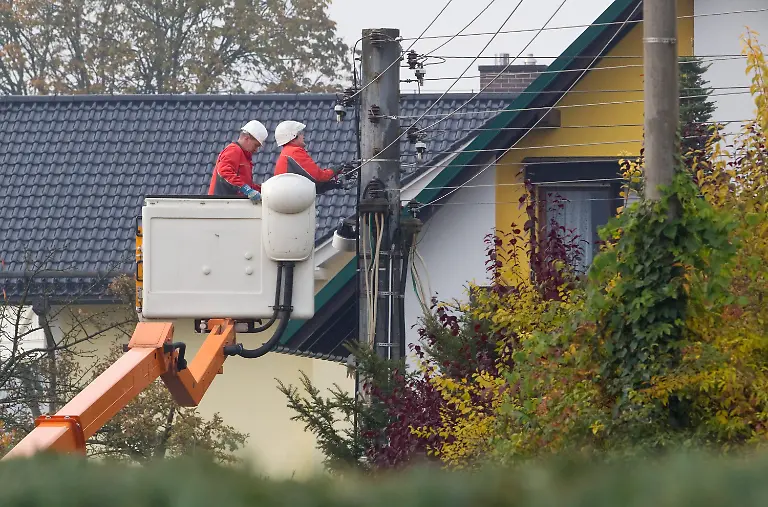 2u701229-jpg8093736305019552702