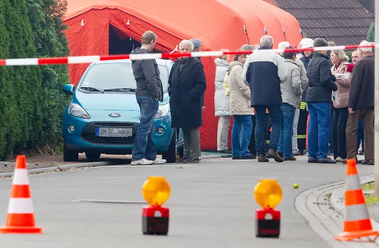 2u6y0806-jpg4243556815018547770