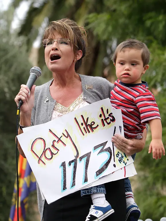 APTOPIX-Arizona-Tea-Party-Palin-AZRF116-jpg1107069053011261270