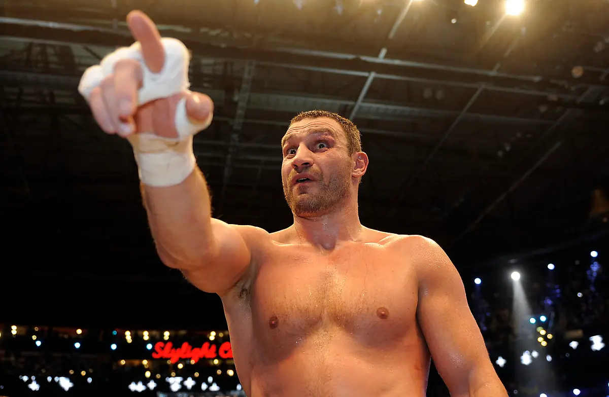 Germany-Boxing-Klitschko-Briggs-MME113-jpg5769156714570744507
