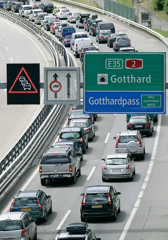 Gotthardtunnel-Pass
