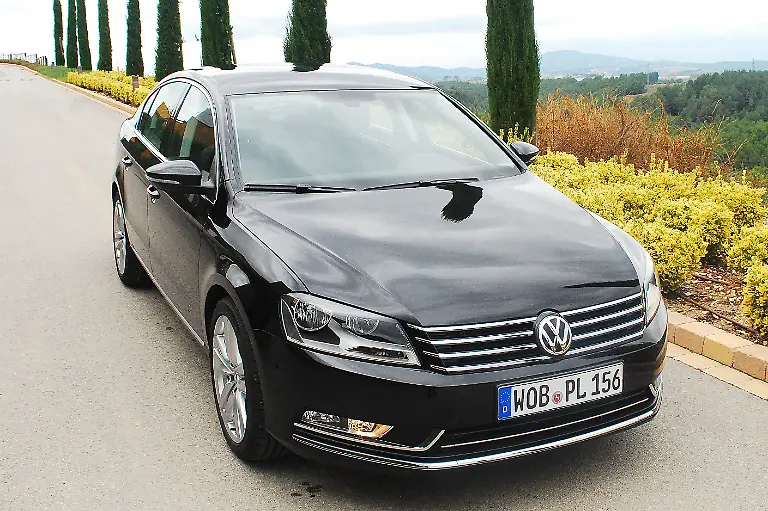 VW-Passat-12-10-2010-14-25-01