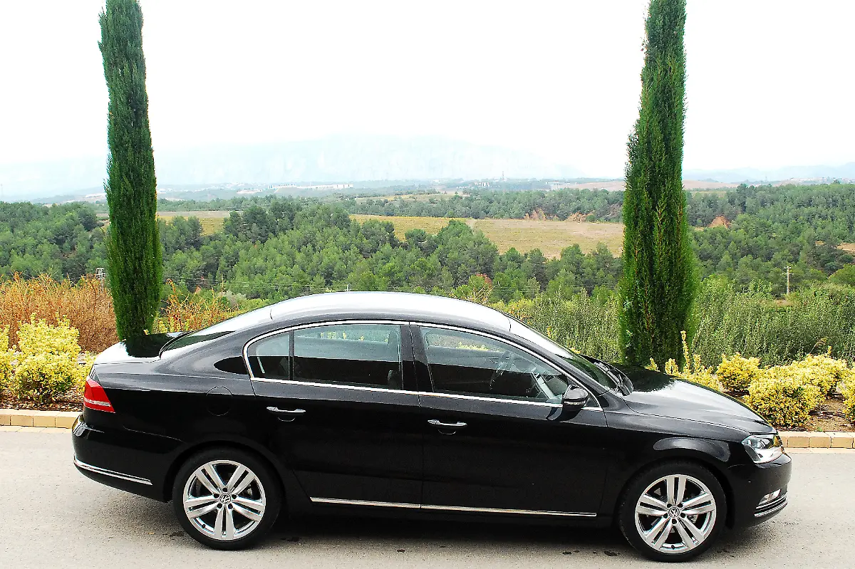 VW-Passat-12-10-2010-14-24-27