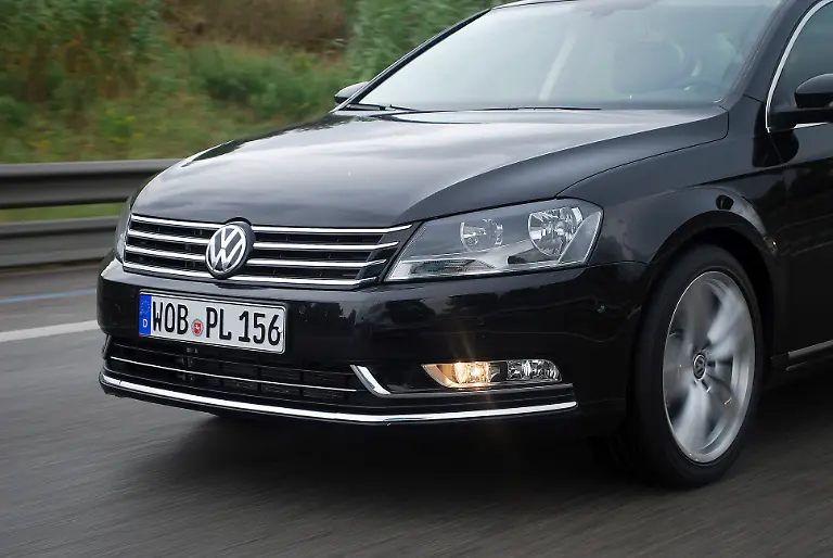 VW-Passat-12-10-2010-12-17-59