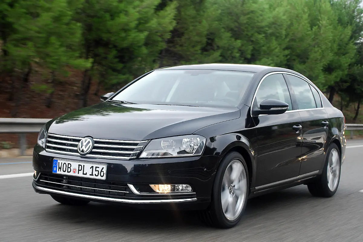 VW-Passat-12-10-2010-12-17-52