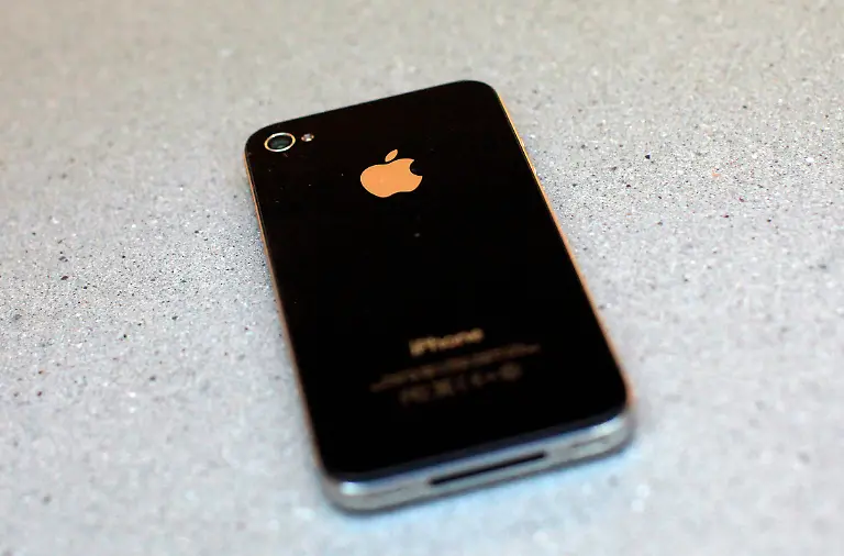 iPhone-4