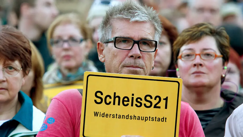 2toj3722-jpg7610533059100420608