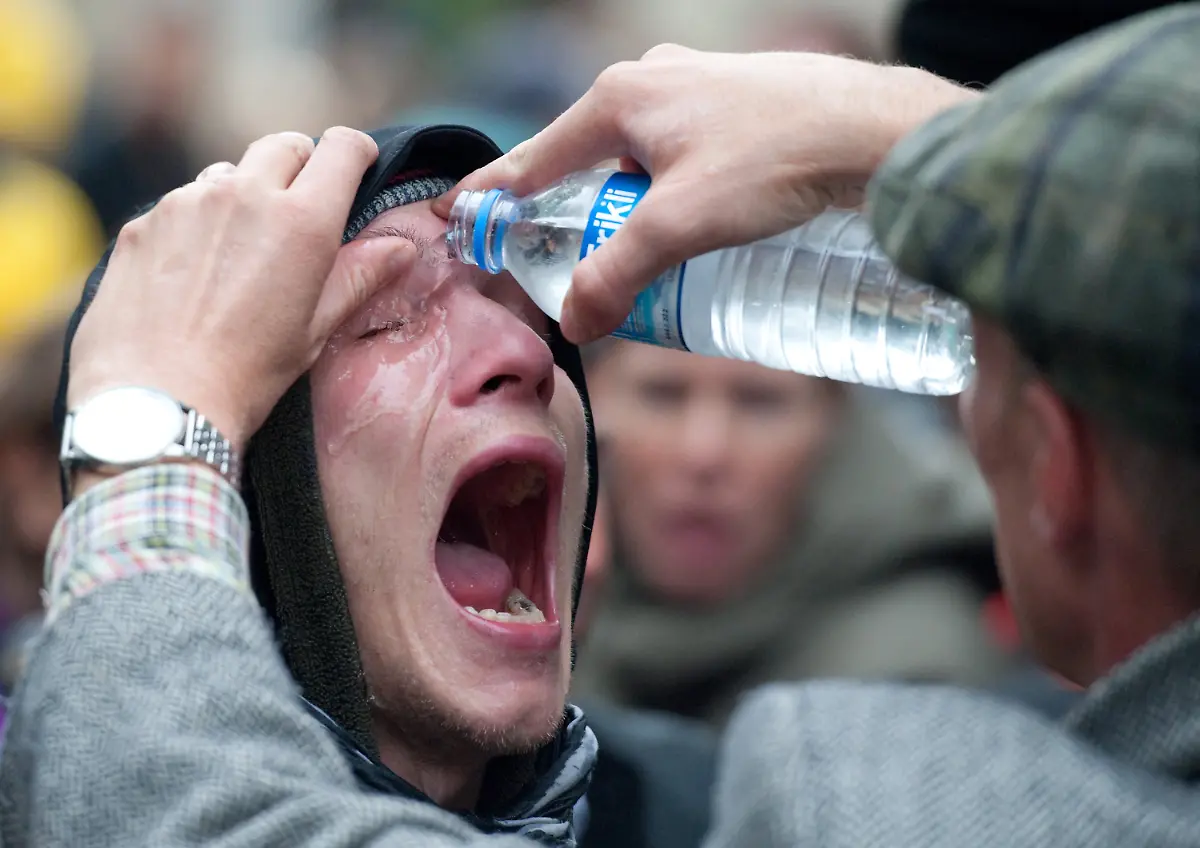 2tl32144-jpg7112514484283363226