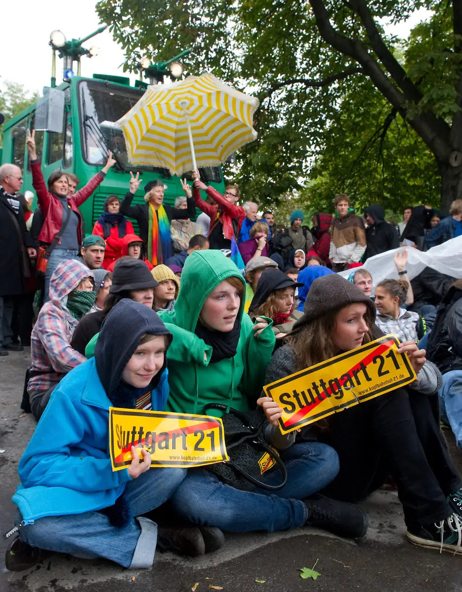 2tl24738-jpg4417993179991472670