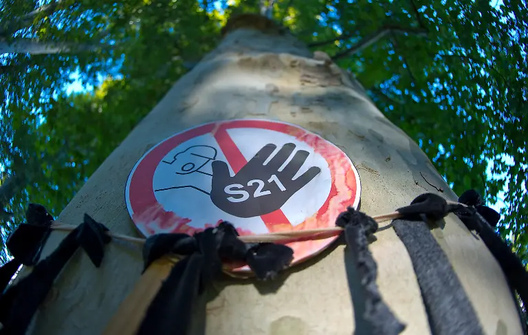 2tiy3436-jpg7007047125372357200