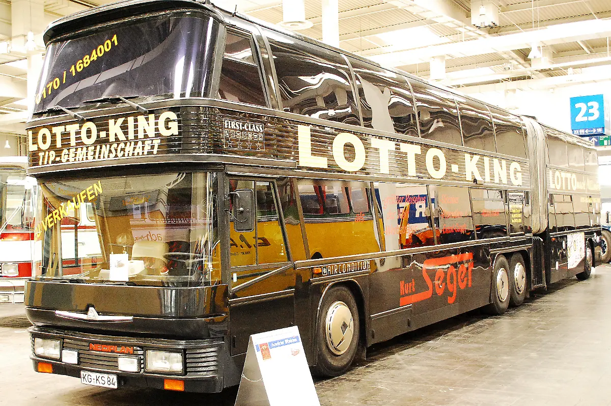 IAA-Historische-Nutzfahrzeuge-21-09-2010-15-45-20