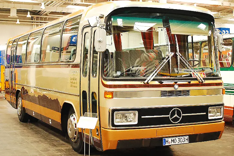 IAA-Historische-Nutzfahrzeuge-21-09-2010-15-44-37