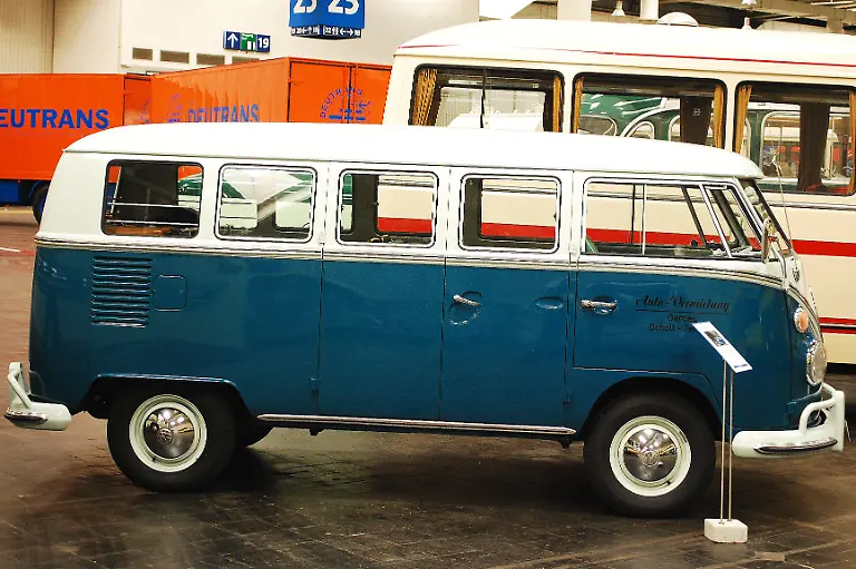 IAA-Historische-Nutzfahrzeuge-21-09-2010-15-42-31