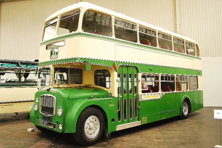 IAA-Historische-Nutzfahrzeuge-21-09-2010-15-41-20