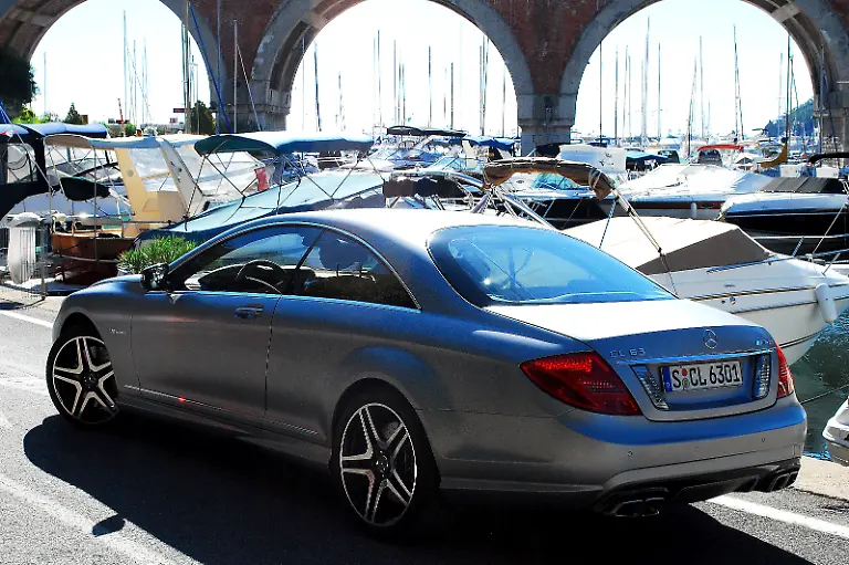 Mercedes-CL-63-AMG-09-09-2010-10-39-59