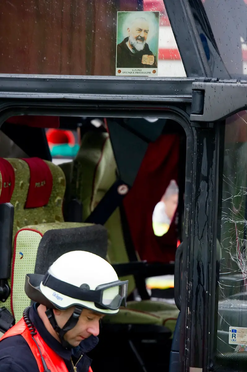 2tif5038-jpg2873901486236970572