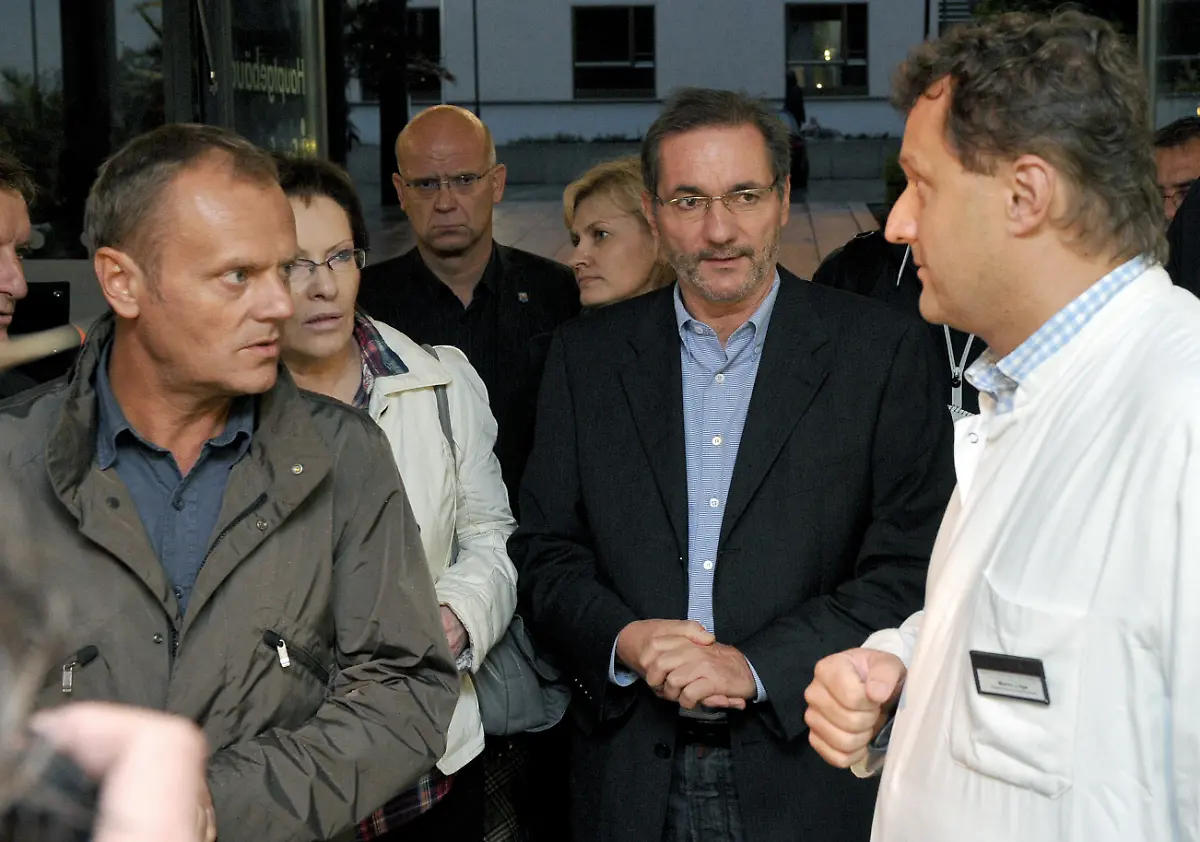 2tij3943-jpg6586827034145160218