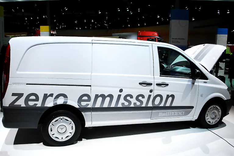 IAA-Nutzfahrzeuge-21-09-2010-15-03-59