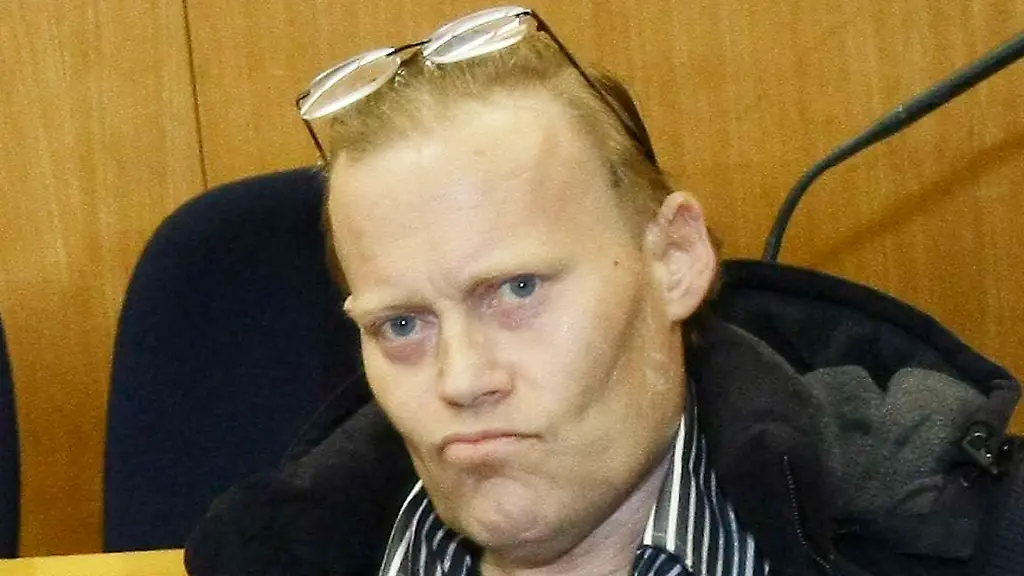 2010-09-24T085557Z-01-AD01-RTRMDNP-3-GERMANY-JPG4132199211419535999