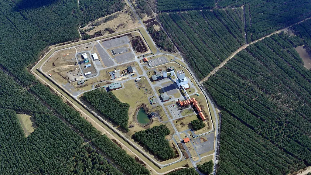 2tbv1656-jpg4395058197114046271