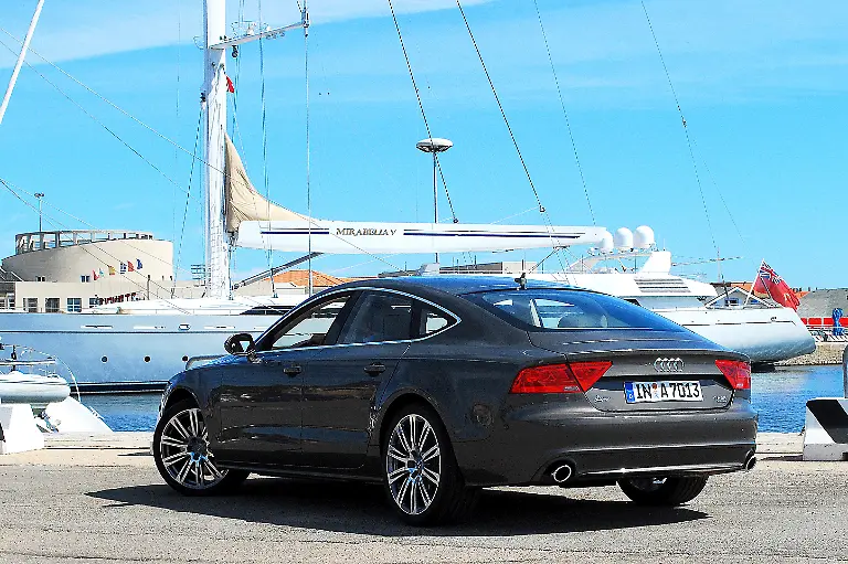 Audi-A7-Sardinien-12-09-2010-12-23-06
