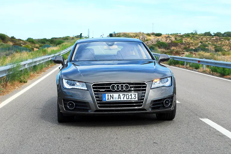 Audi-A7-Sardinien-12-09-2010-16-02-47